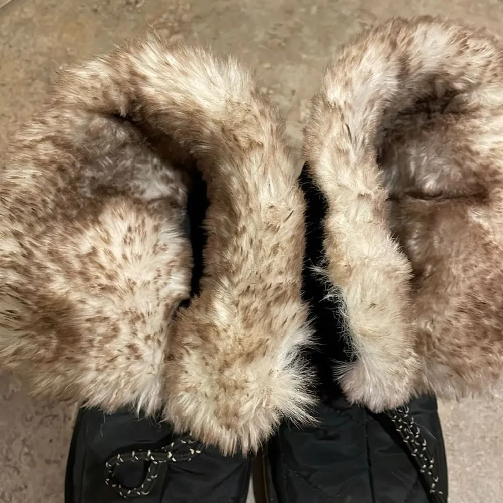 Time & Tru Black Thinsulate Faux Fur Quilted Boots Womens Size 7 Winter